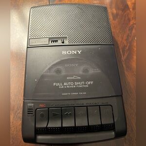 Vintage Sony Black Cassette-Corder TCM-929